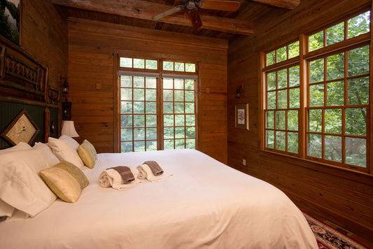 Private King Ensuite- Elohee, Georgia